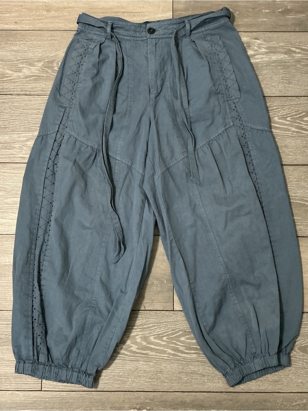 By Anthropologie Blue Washed Eyelet Jogger Pants MP